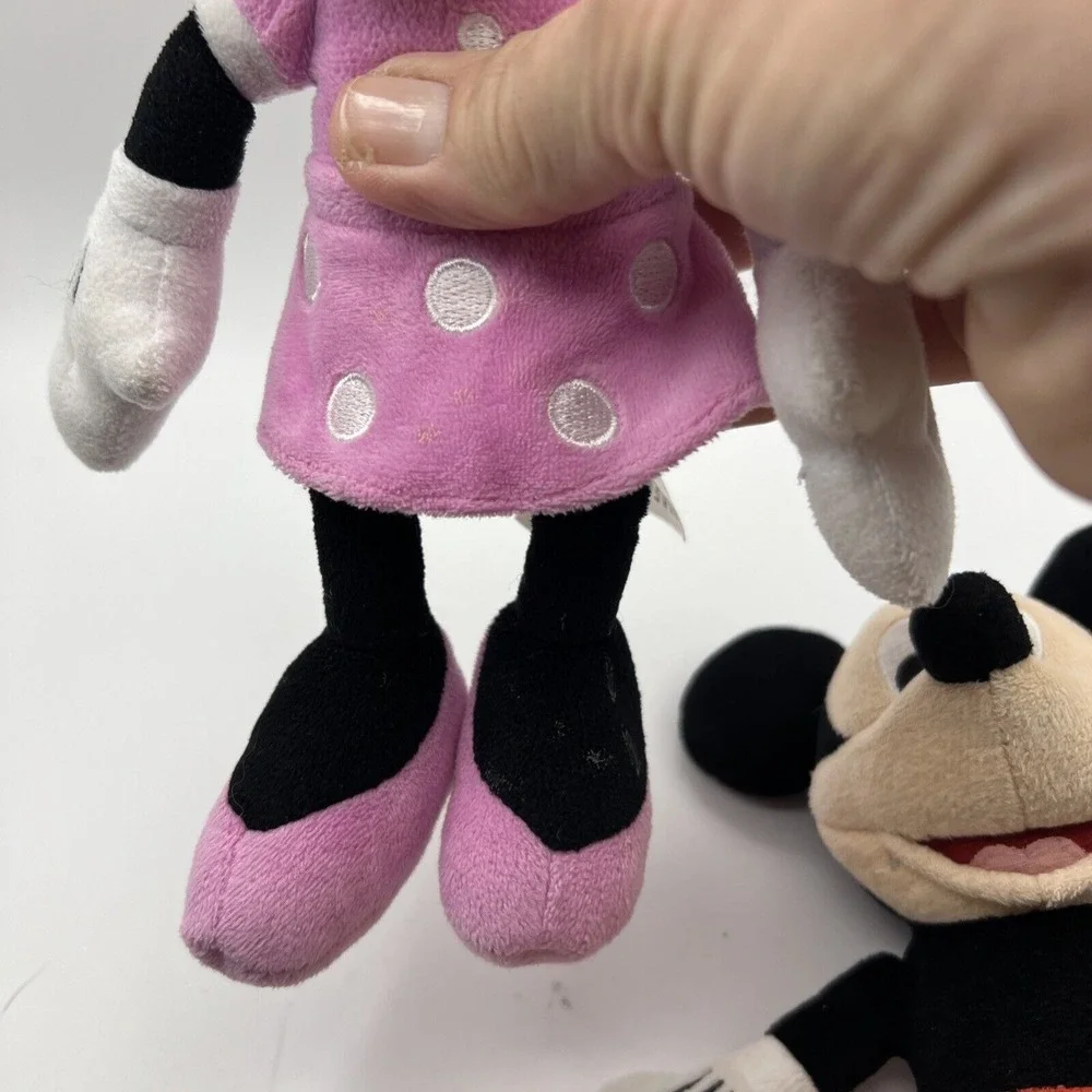 Disney Mickey Mouse And Minnie Mouse Just Play Stuffed Animal Plush‎